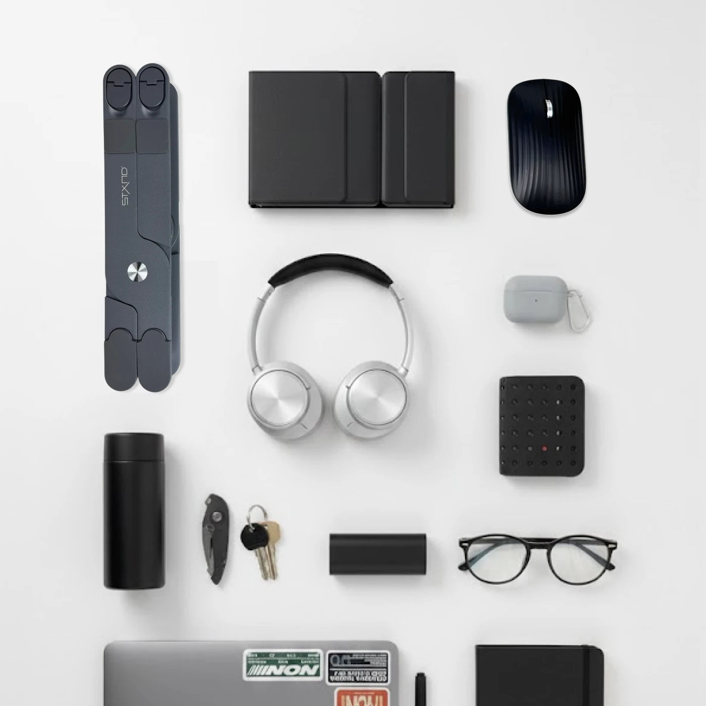 AEROBoard Z 2.0 foldable keyboard and mouse